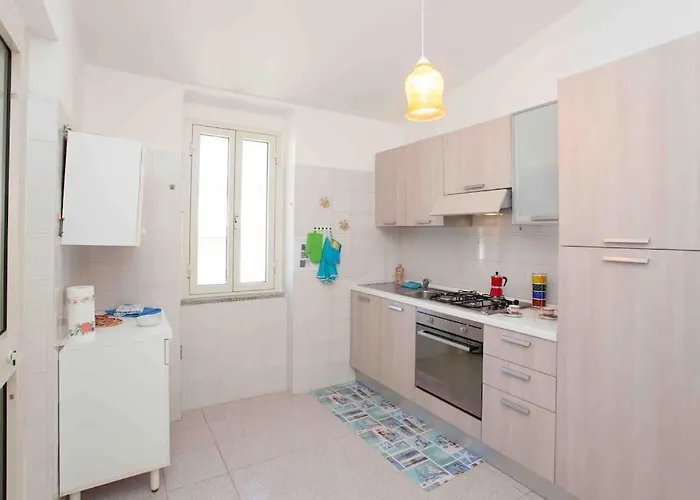 Sea House In The Heart Of Apartment Santa Lucia (Sardinia)